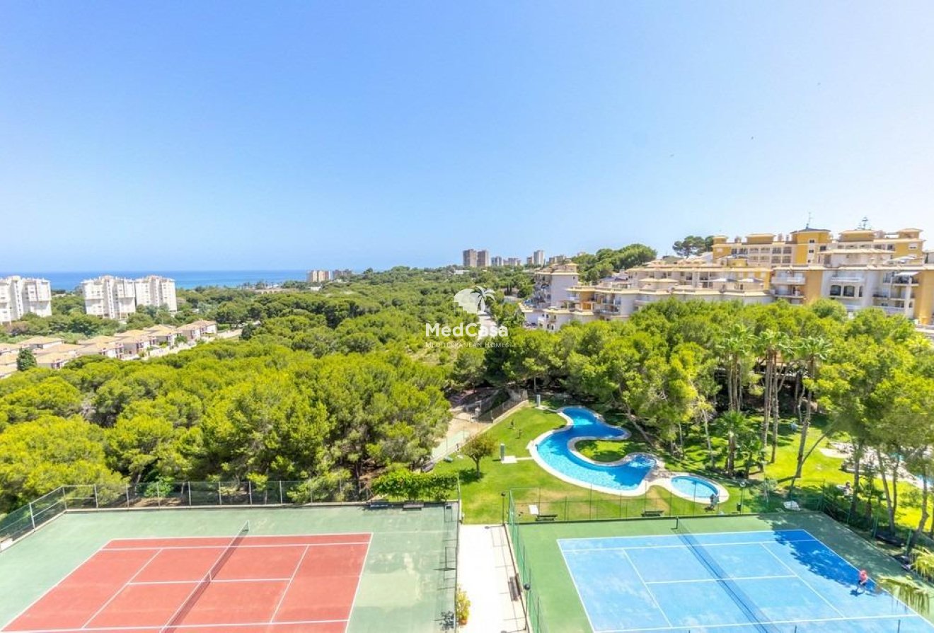 Resale - Apartment -
Orihuela Costa - Campoamor