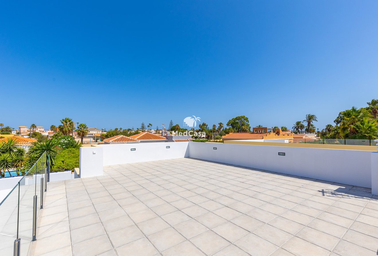 Obra nueva - Villa -
Torrevieja - La Torreta