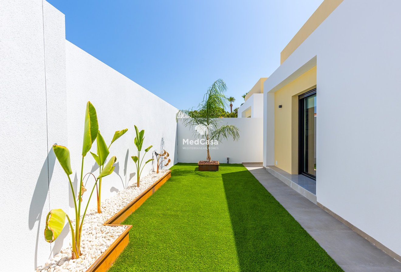 Obra nueva - Villa -
Torrevieja - La Torreta