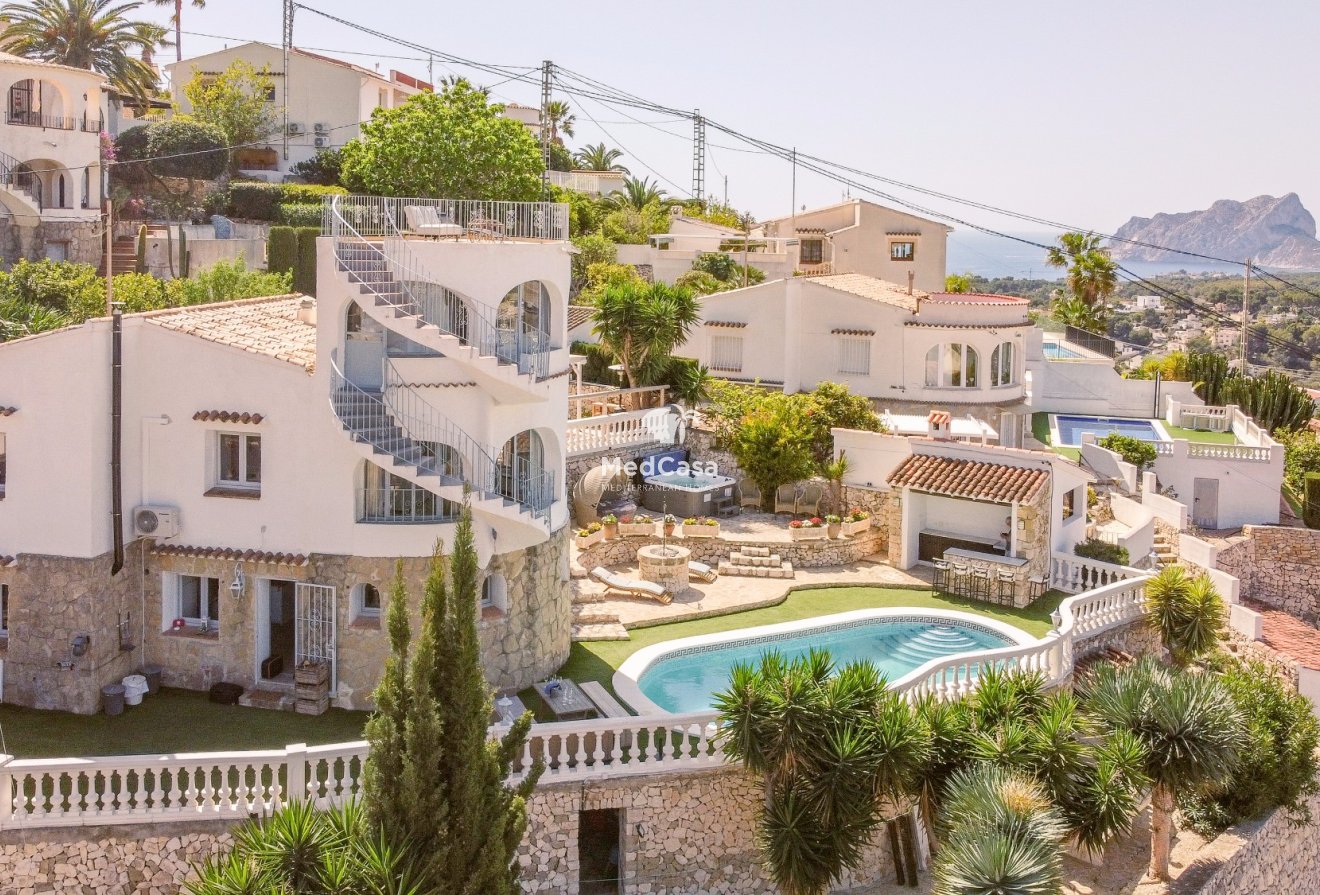 Resale - Villa -
Benissa - Montemar