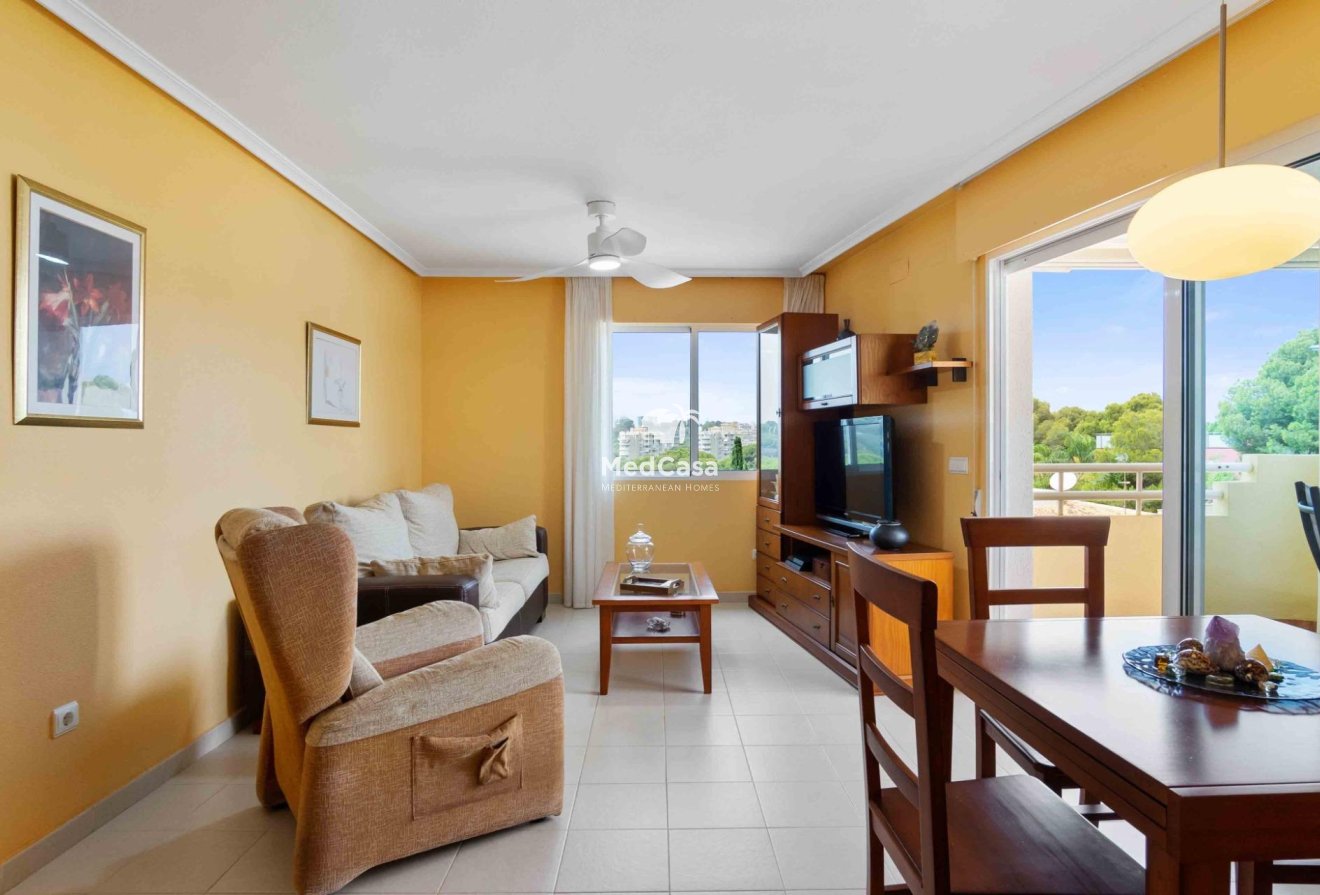 Resale - Apartment -
Orihuela Costa - Campoamor