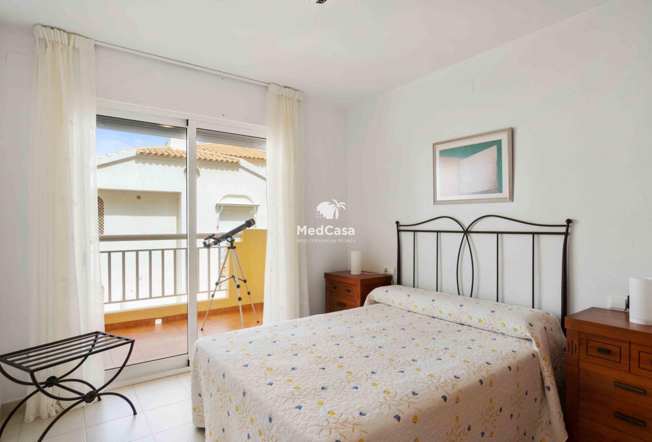 Segunda mano - Apartamento -
Orihuela Costa - Campoamor