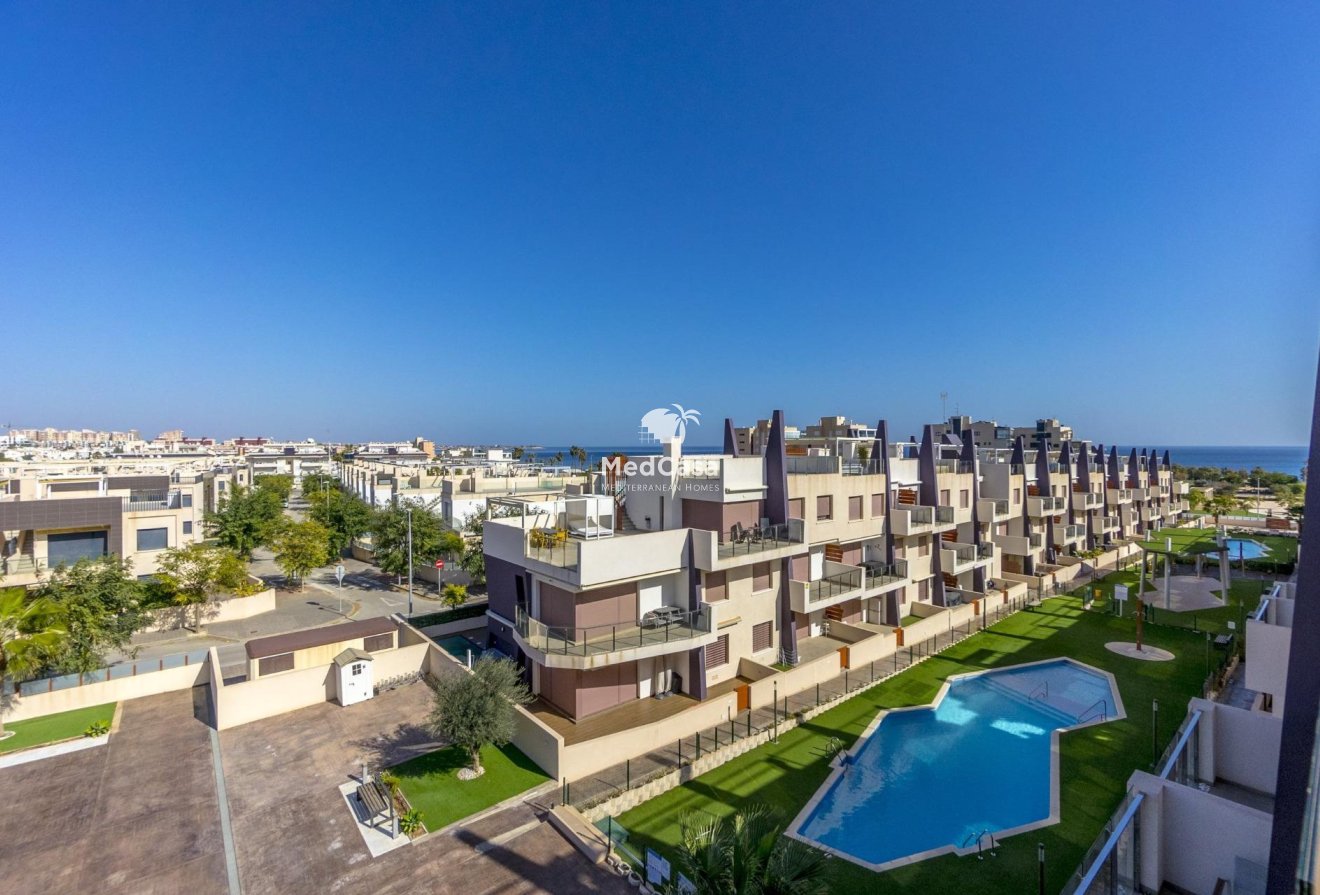 Resale - Apartment -
Pilar de la Horadada - Mil Palmeras