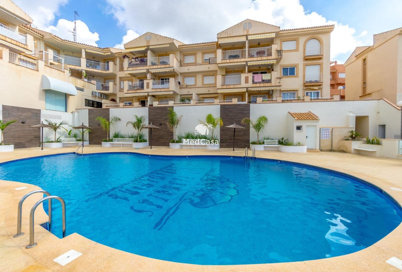 Resale - Apartment -
Orihuela Costa - Campoamor