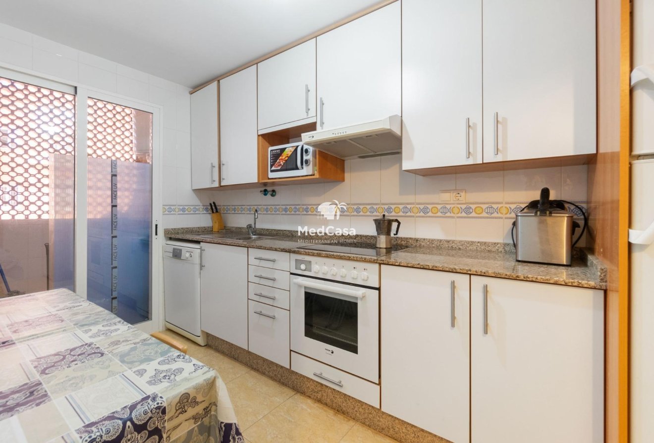 Wiederverkauf - Apartment -
Orihuela Costa - Campoamor