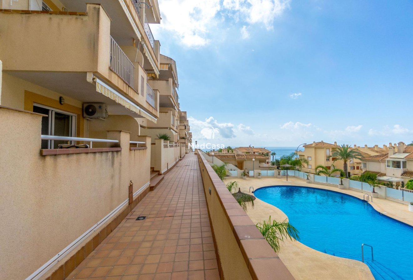 Wiederverkauf - Apartment -
Orihuela Costa - Campoamor