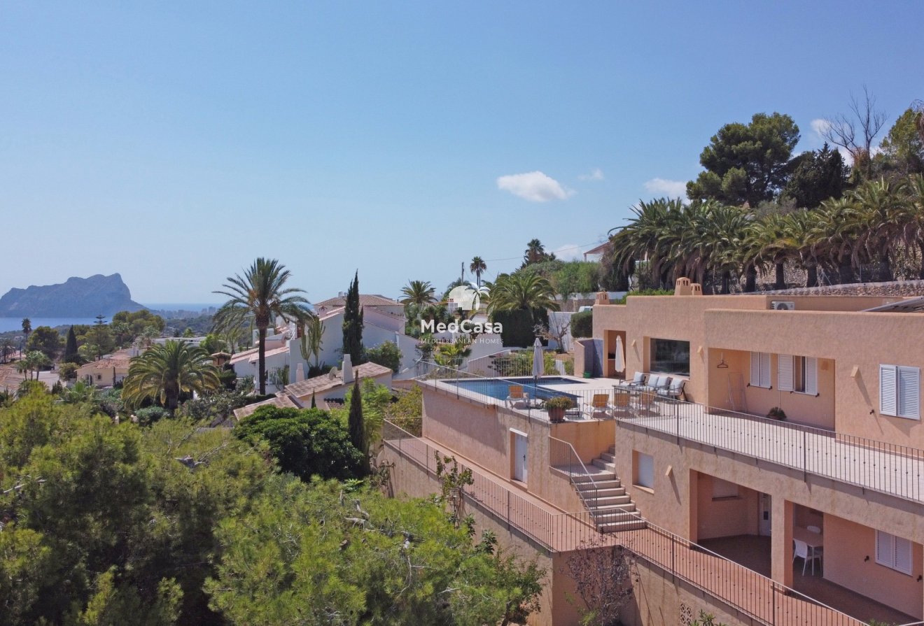 Resale - Villa -
Moraira - Benimeit