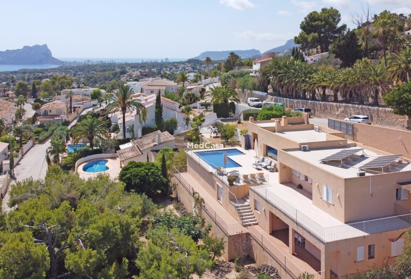 Resale - Villa -
Moraira - Benimeit