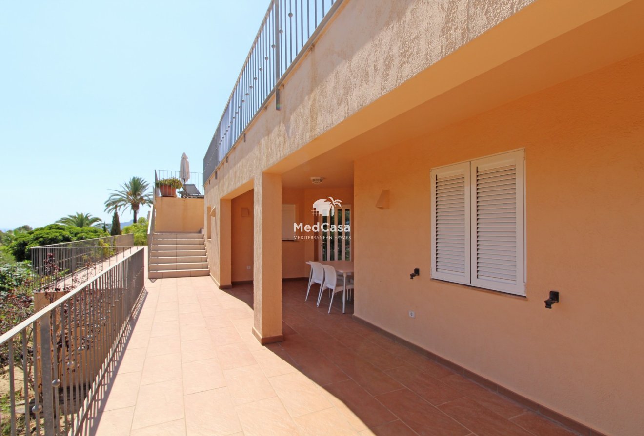 Wiederverkauf - Villa -
Moraira - Benimeit