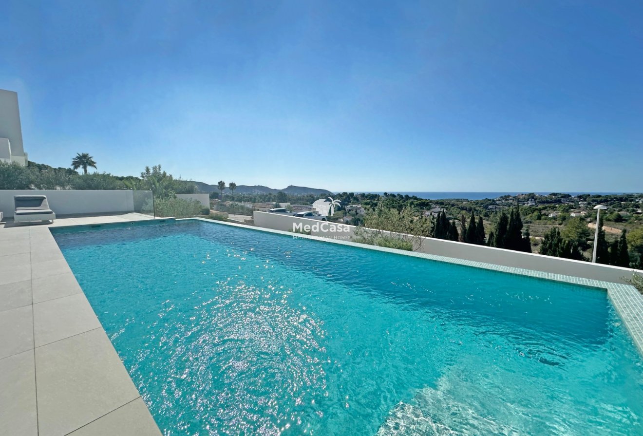 Resale - Villa -
Moraira - Benimeit