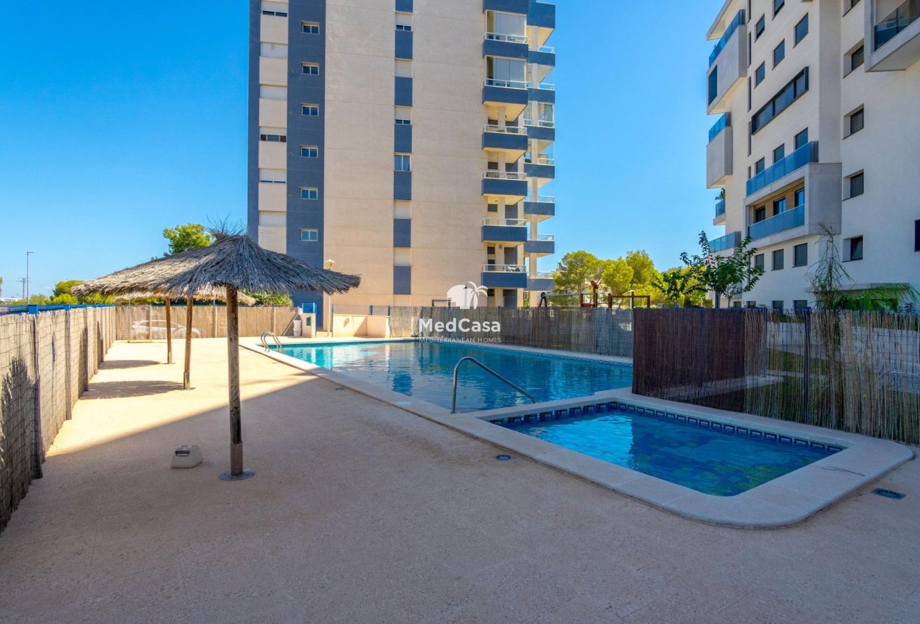 Resale - Apartment -
Orihuela Costa - Altos de Campoamor