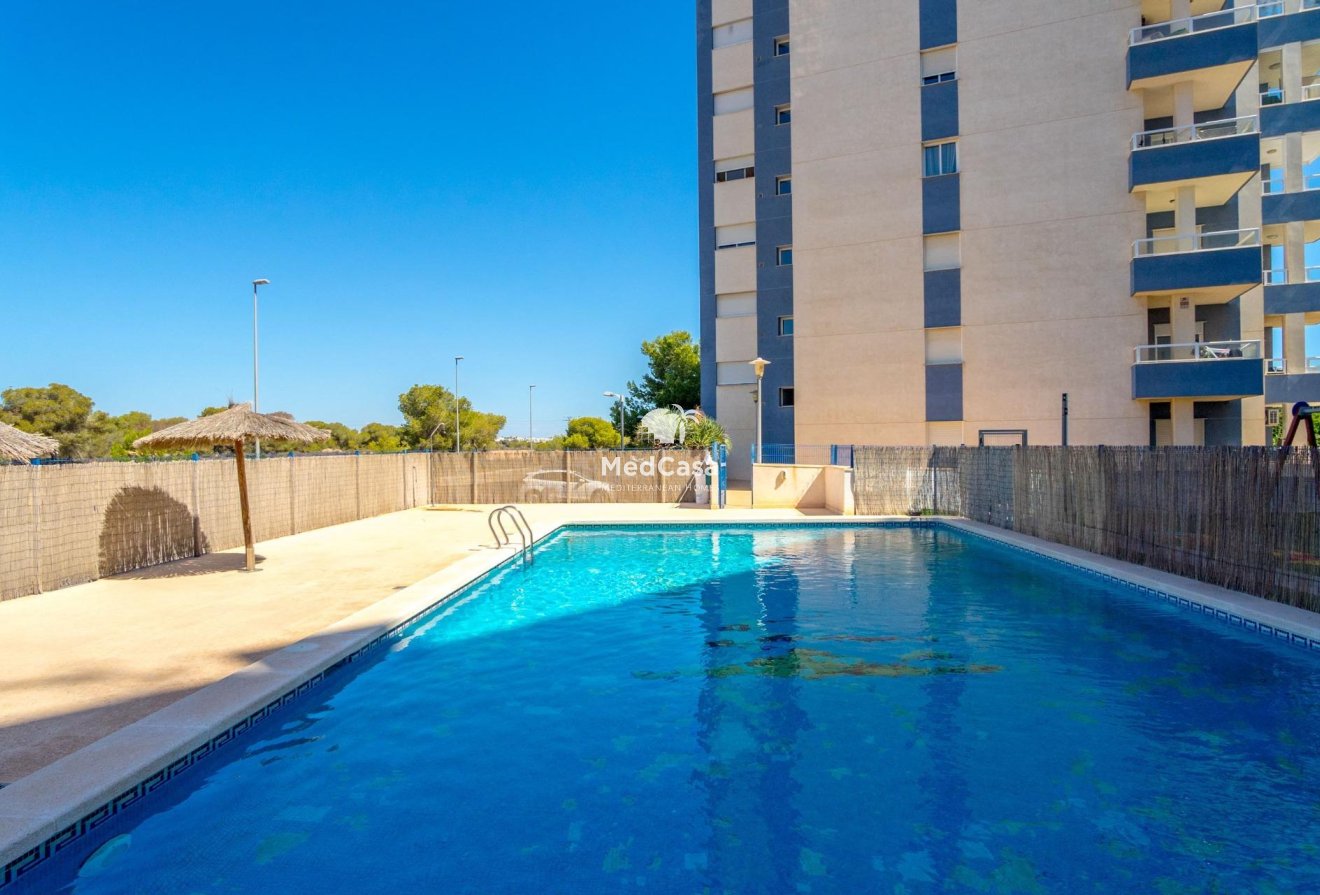 Resale - Apartment -
Orihuela Costa - Altos de Campoamor