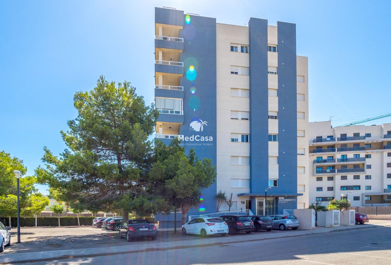 Resale - Apartment -
Orihuela Costa - Altos de Campoamor