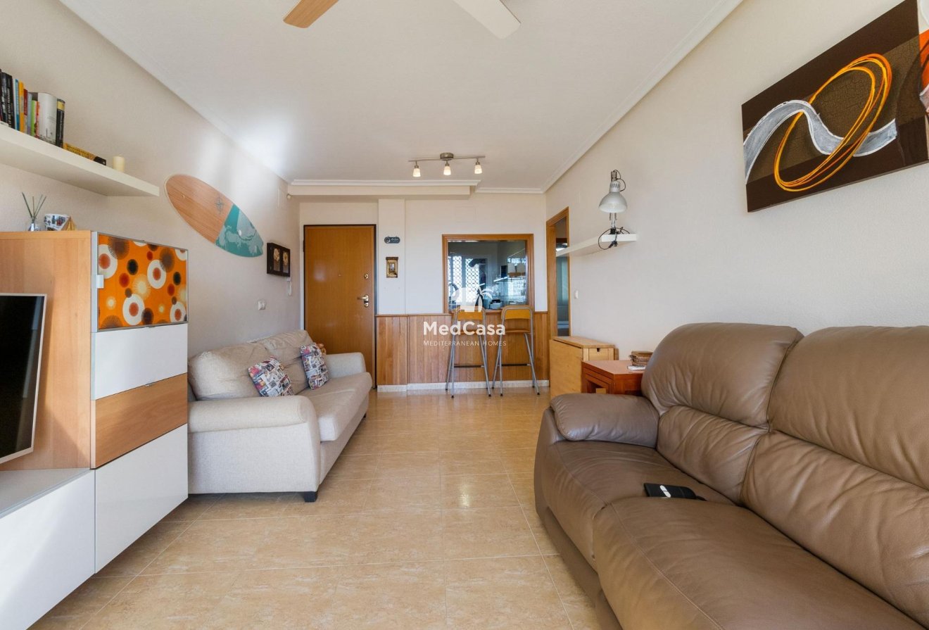 Segunda mano - Apartamento -
Orihuela Costa - Campoamor