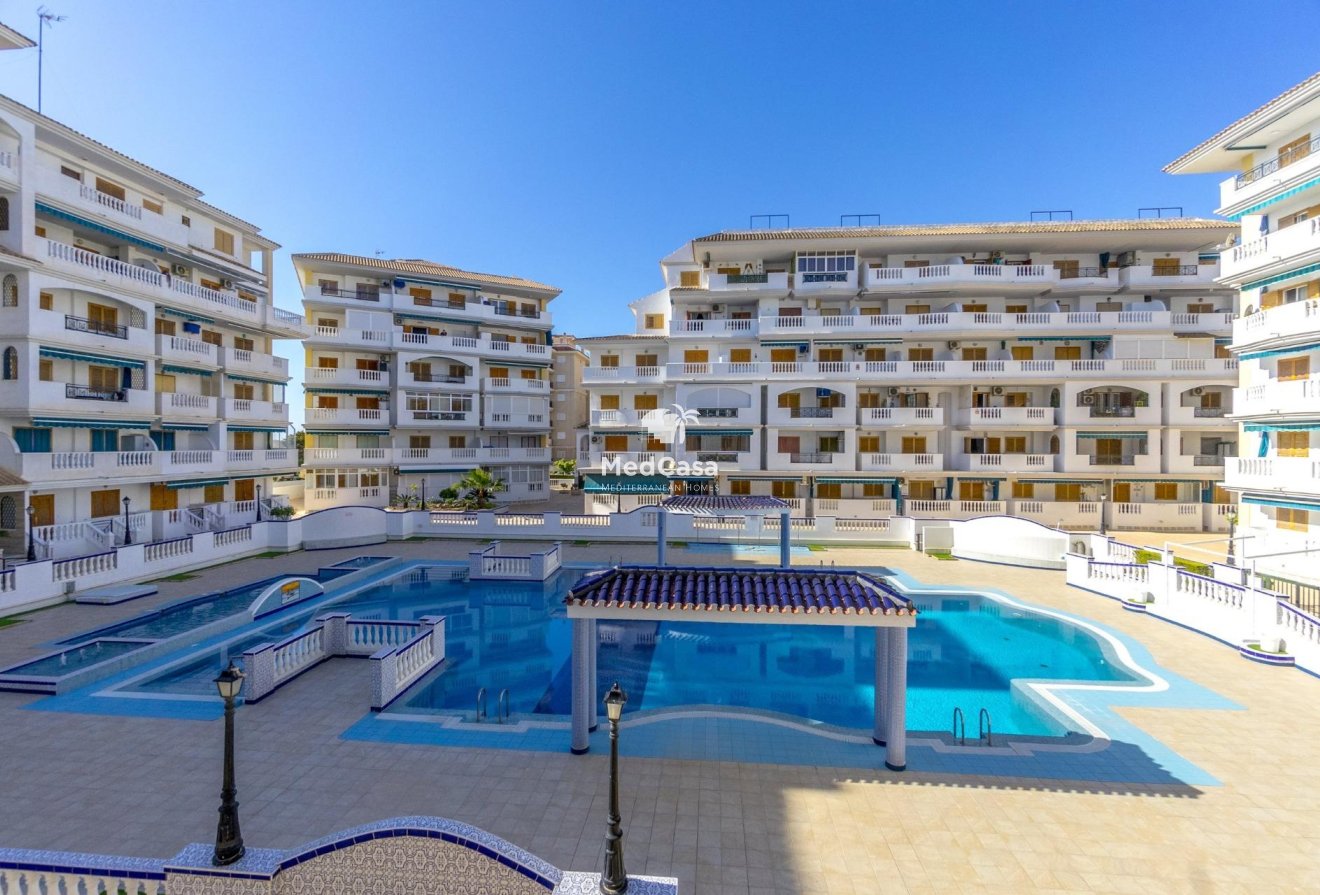 Resale - Apartment -
Torrevieja - La Mata