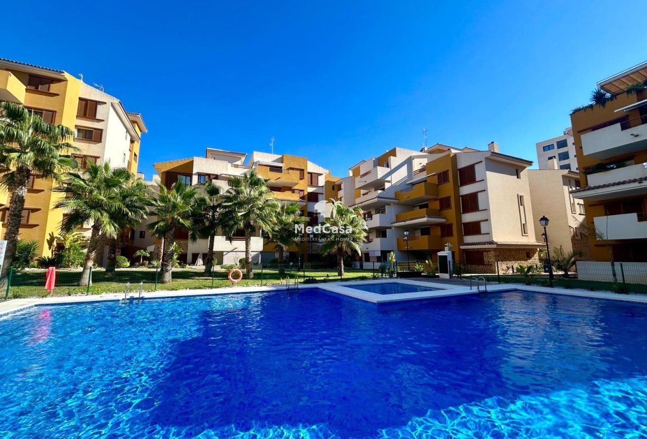 Wiederverkauf - Apartment -
Torrevieja - Punta prima