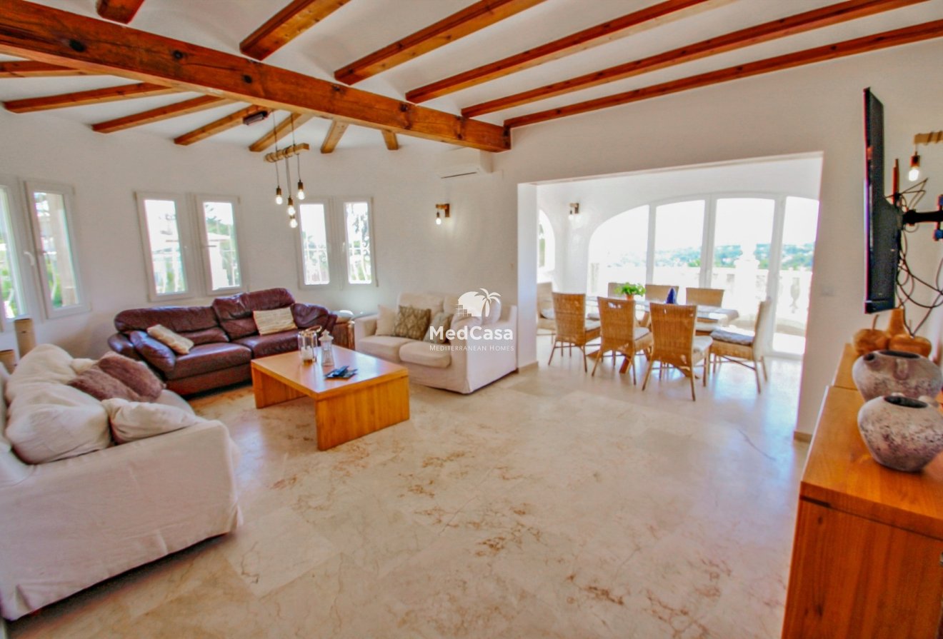 Resale - Villa -
Moraira - El Pinar de L'Advocat