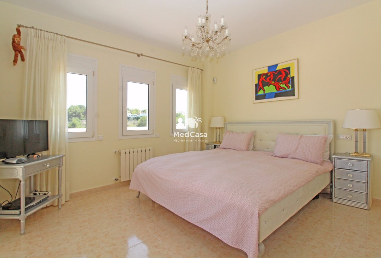 Resale - Villa -
Moraira - Pinar de l'Advocat