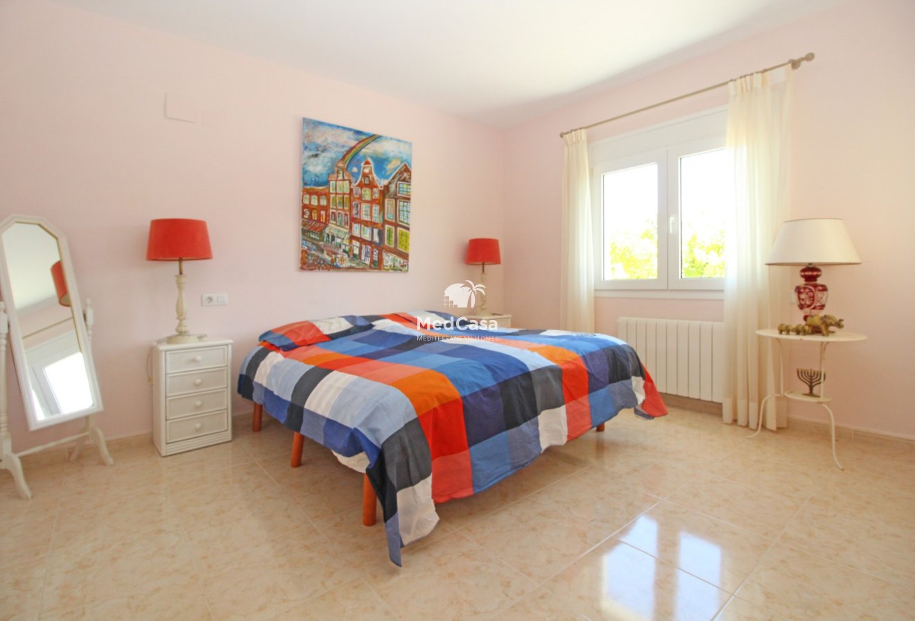 Resale - Villa -
Moraira - Pinar de l'Advocat