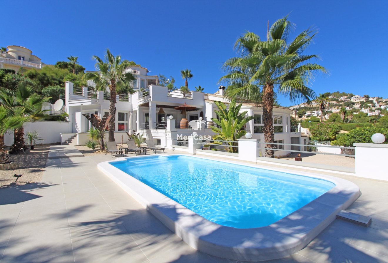 Resale - Villa -
Benissa - Buenavista