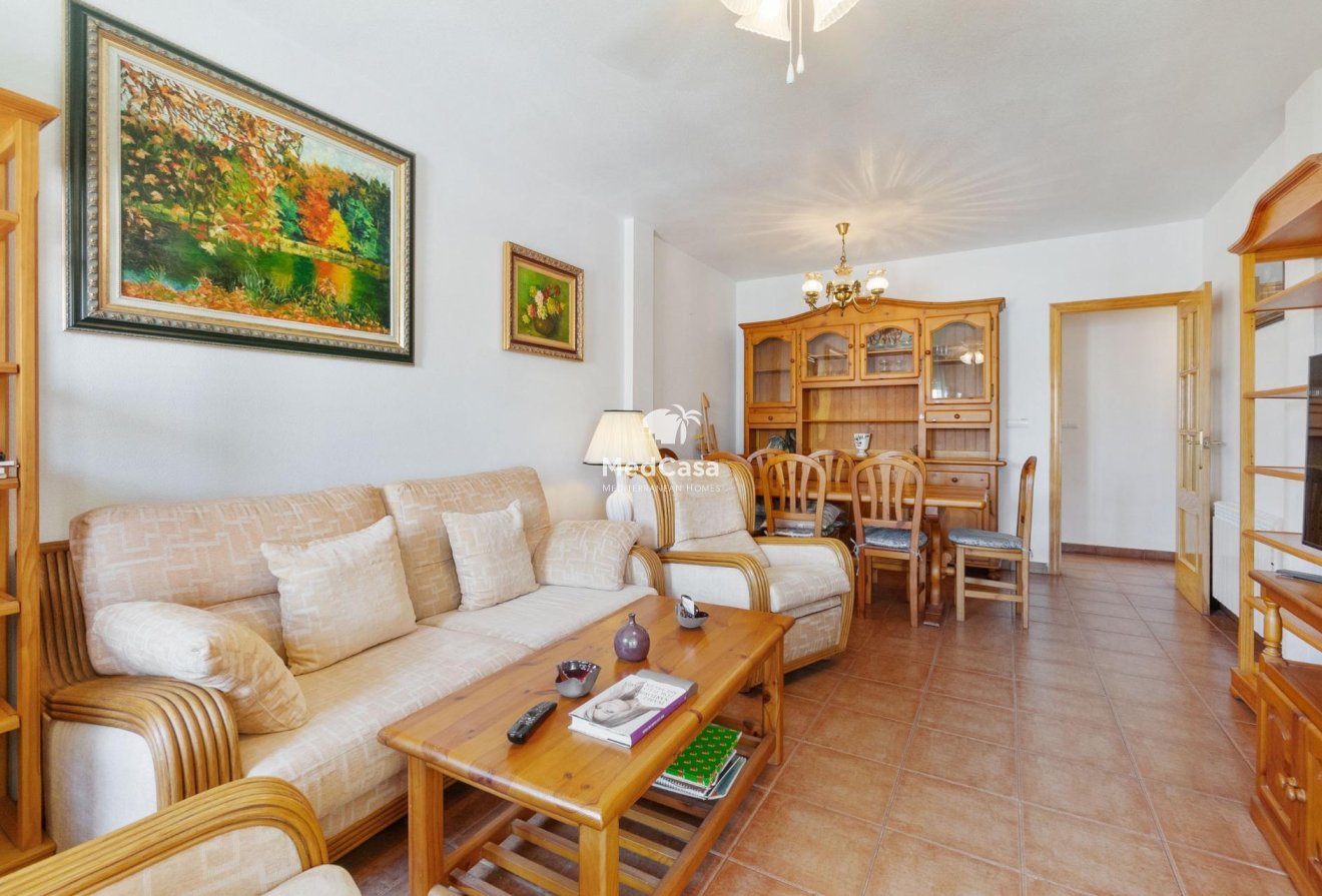 Wiederverkauf - Apartment -
Orihuela Costa - Campoamor