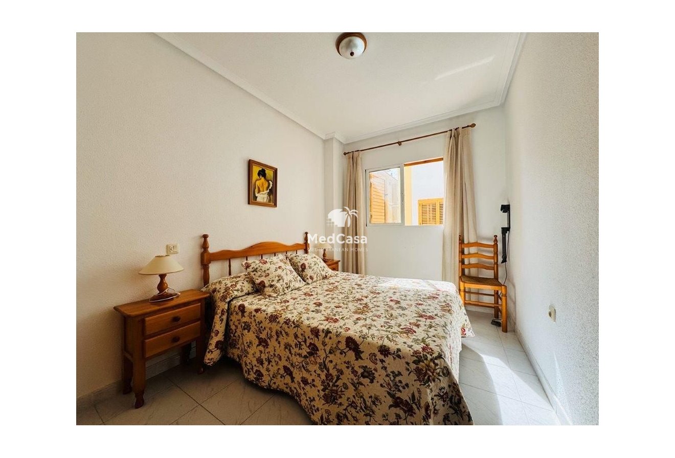 Resale - Apartment -
Torrevieja - La Mata