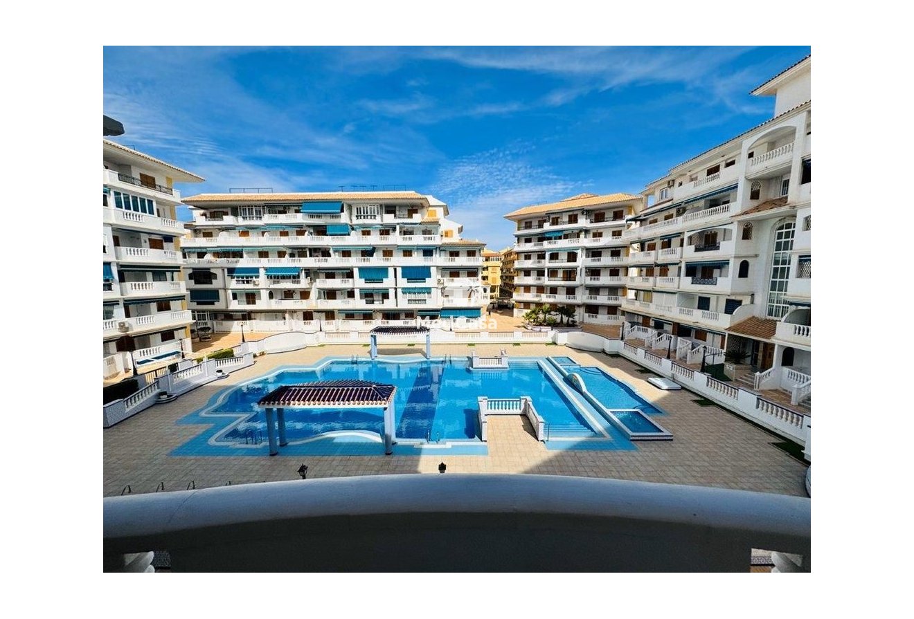 Wiederverkauf - Apartment -
Torrevieja - La Mata