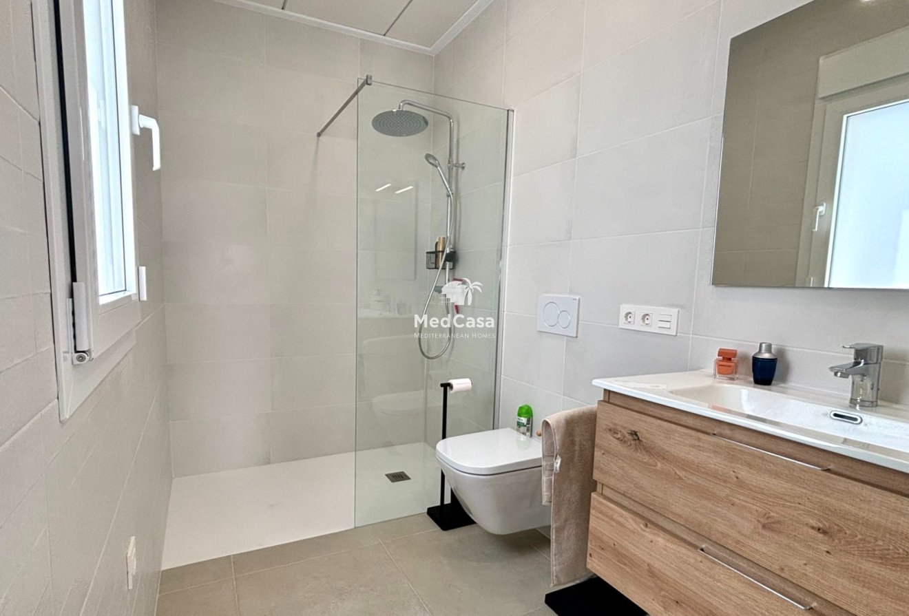 Obra nueva - Villa -
Benijofar