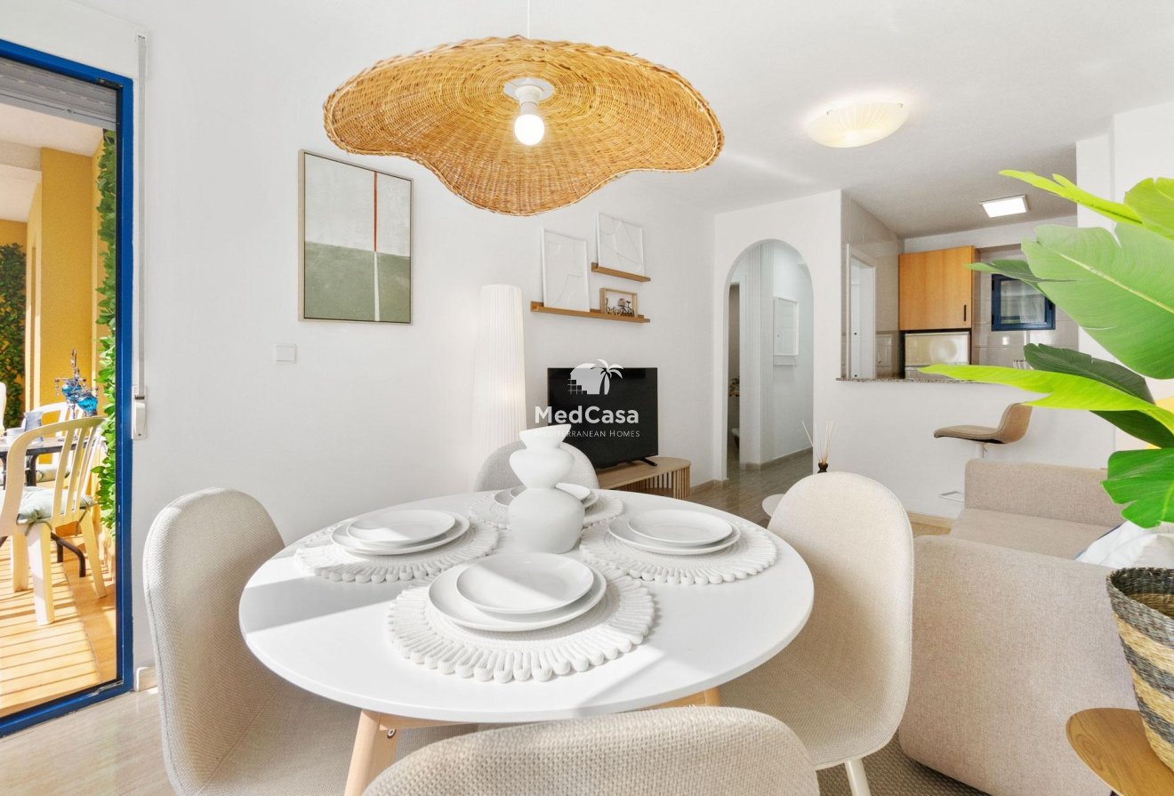 Resale - Apartment -
Orihuela Costa - Altos de Campoamor