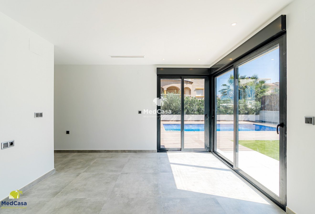 Neubau - Villa -
Orihuela Costa