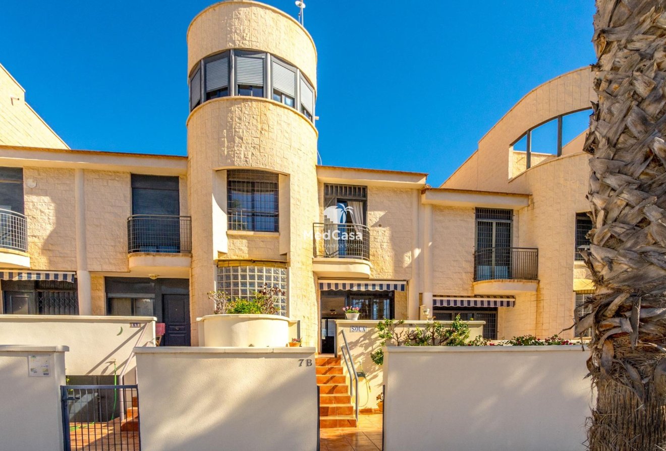 Resale - Townhouse -
Orihuela Costa - Cabo Roig