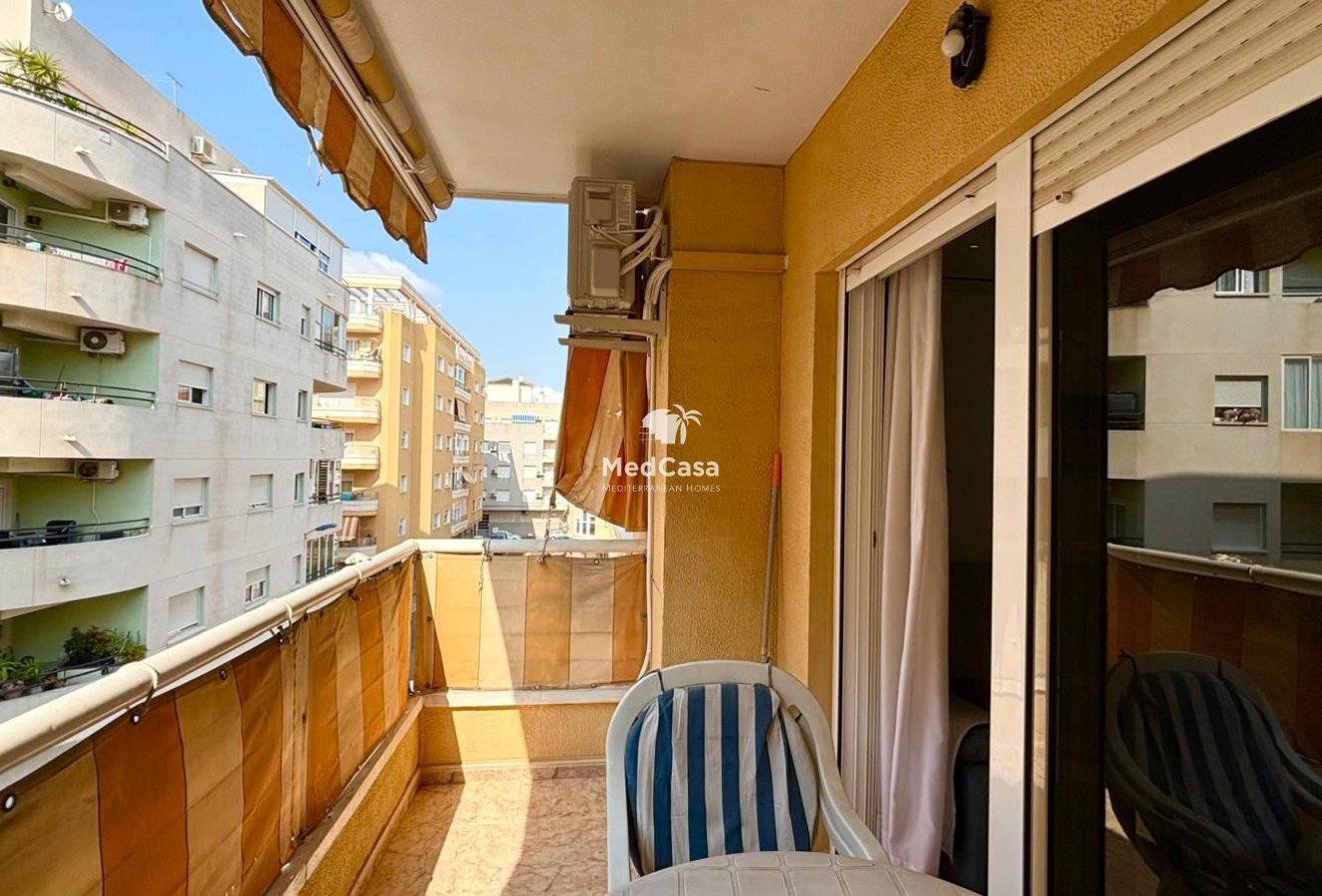 Segunda mano - Apartamento -
Torrevieja - Playa del Cura