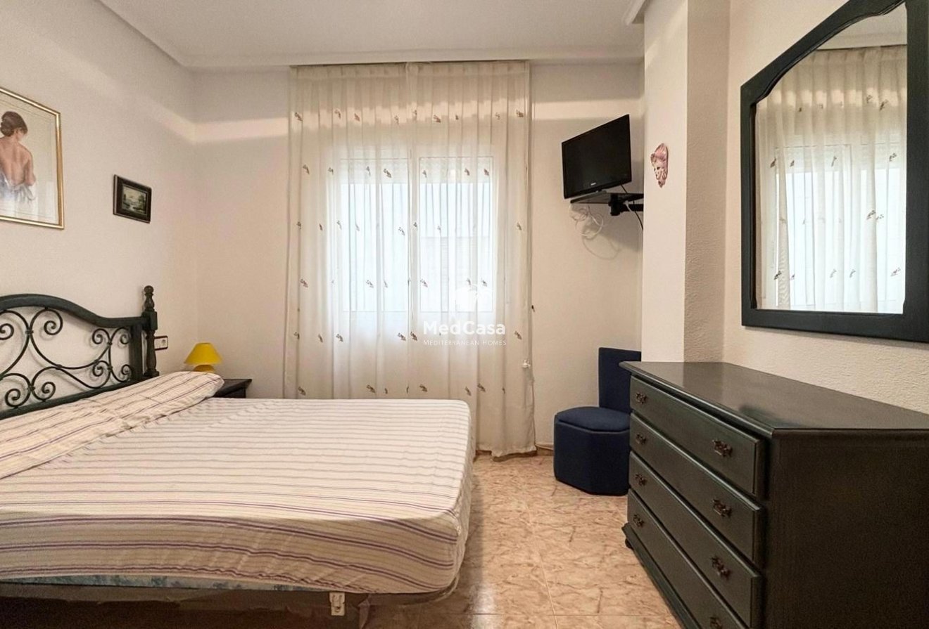 Segunda mano - Apartamento -
Torrevieja - Playa del Cura