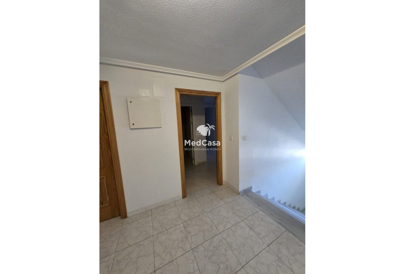 Segunda mano - Apartamento -
Orihuela-Costa - Campoamor