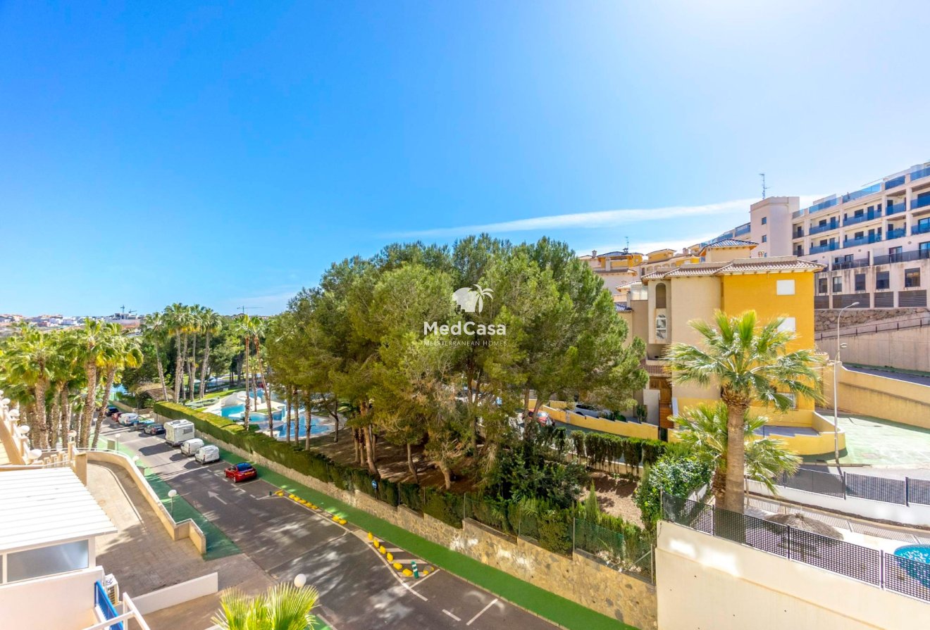 Wiederverkauf - Apartment -
Orihuela Costa - Campoamor