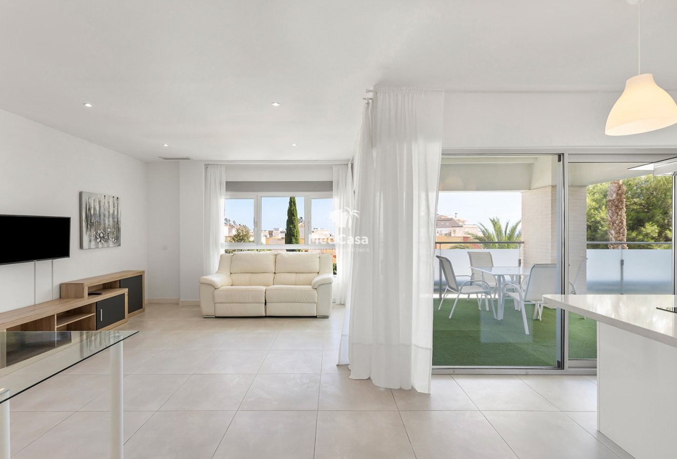 Segunda mano - Apartamento -
Orihuela Costa - Villamartín