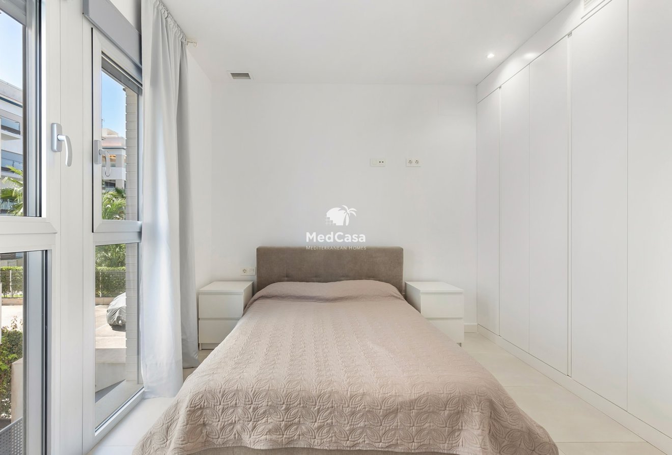 Segunda mano - Apartamento -
Orihuela Costa - Villamartín