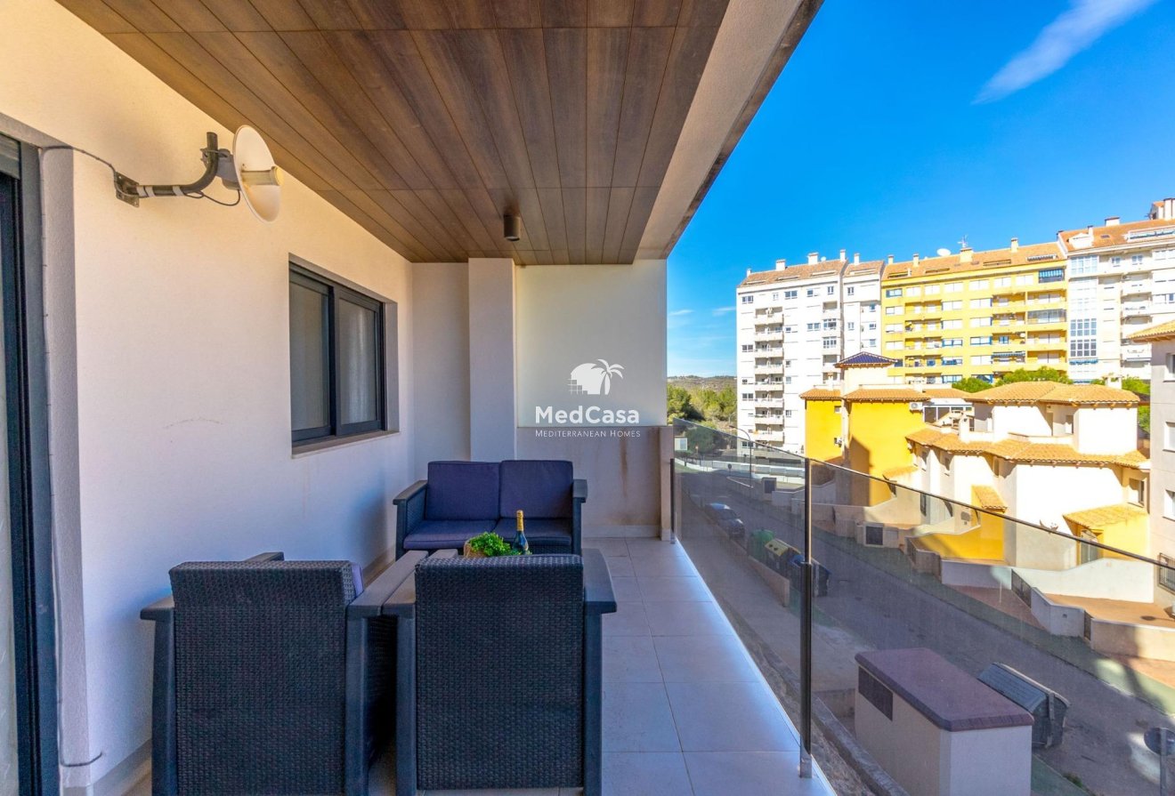 Wiederverkauf - Apartment -
Orihuela Costa - Altos de Campoamor