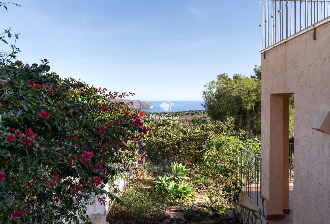 Segunda mano - Villa -
Moraira - Benimeit