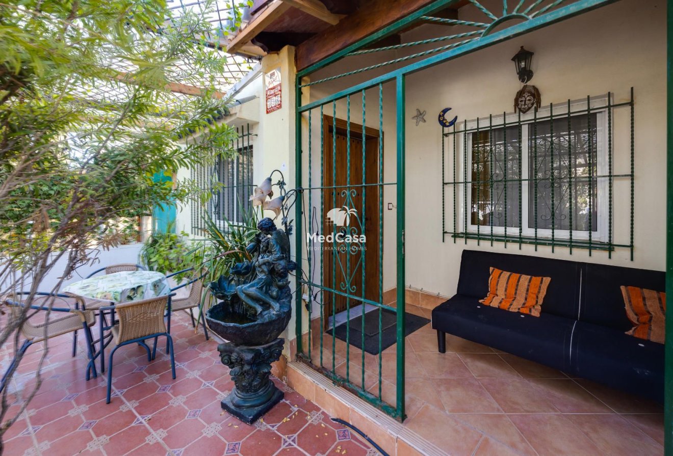 Resale - Townhouse -
Orihuela Costa - Los Altos