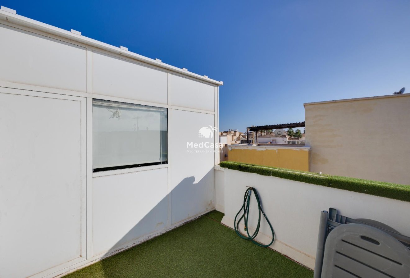 Resale - Townhouse -
Orihuela Costa - Los Altos