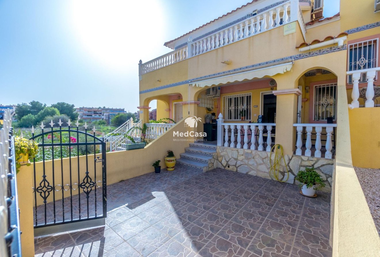 Resale - Townhouse -
Orihuela Costa - Las Filipinas