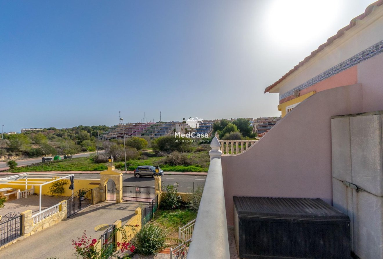 Resale - Townhouse -
Orihuela Costa - Las Filipinas