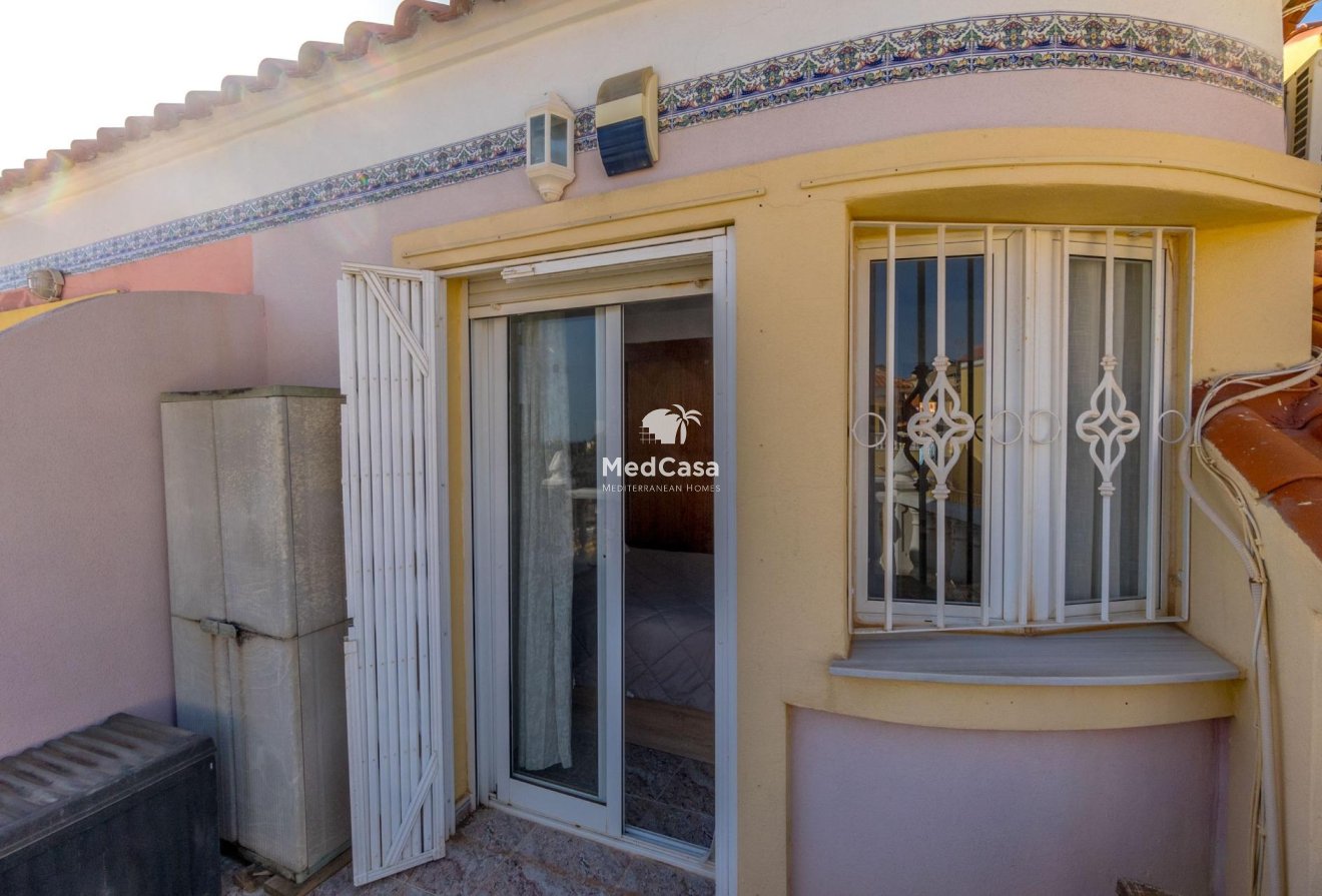 Resale - Townhouse -
Orihuela Costa - Las Filipinas