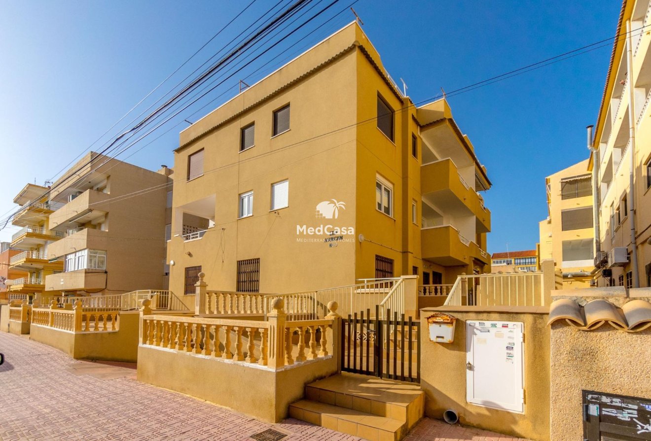 Resale - Apartment -
Torrevieja - La Mata