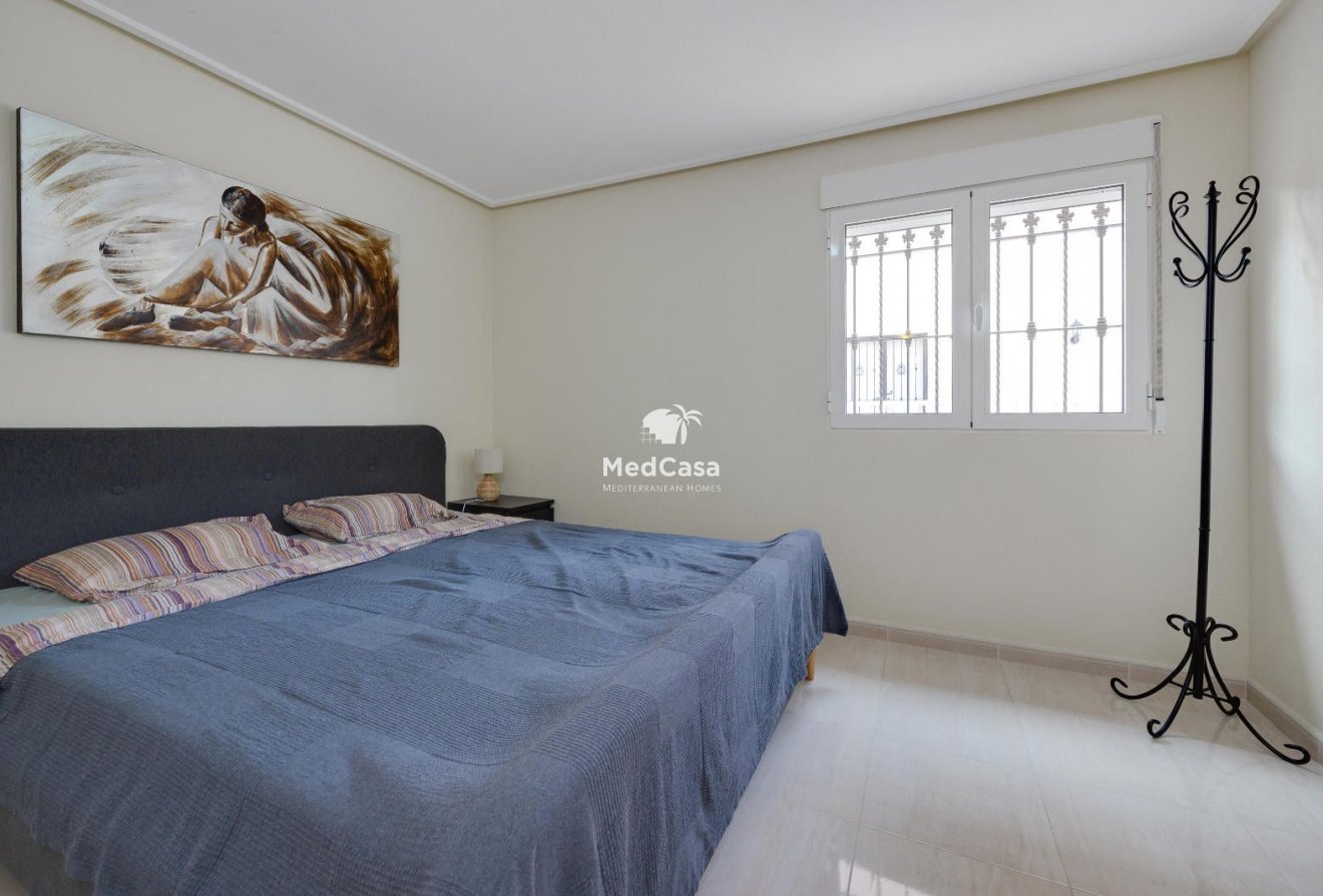 Resale - Ground floor apartment -
Orihuela Costa - Los dolses