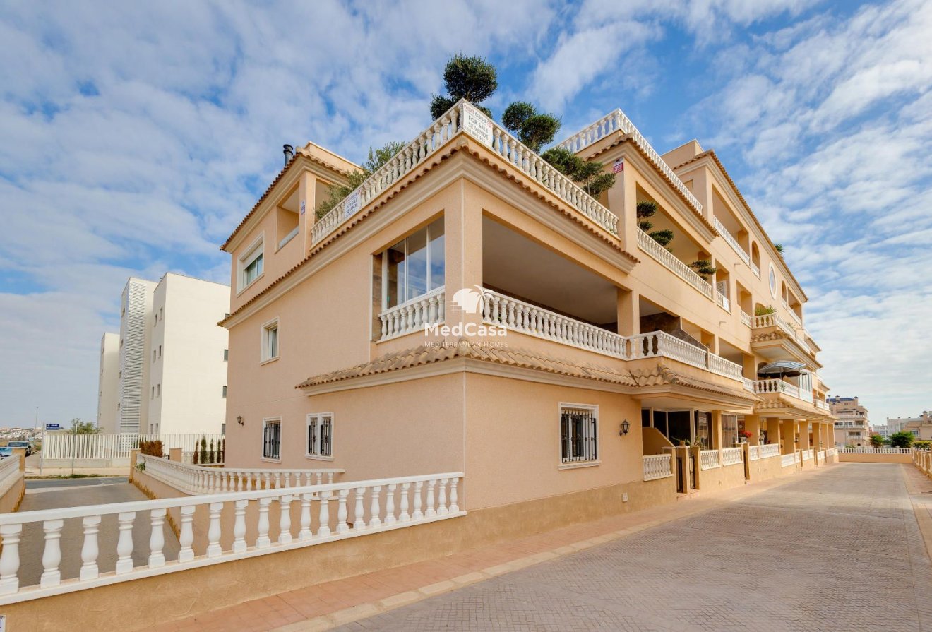 Resale - Ground floor apartment -
Orihuela Costa - Los dolses