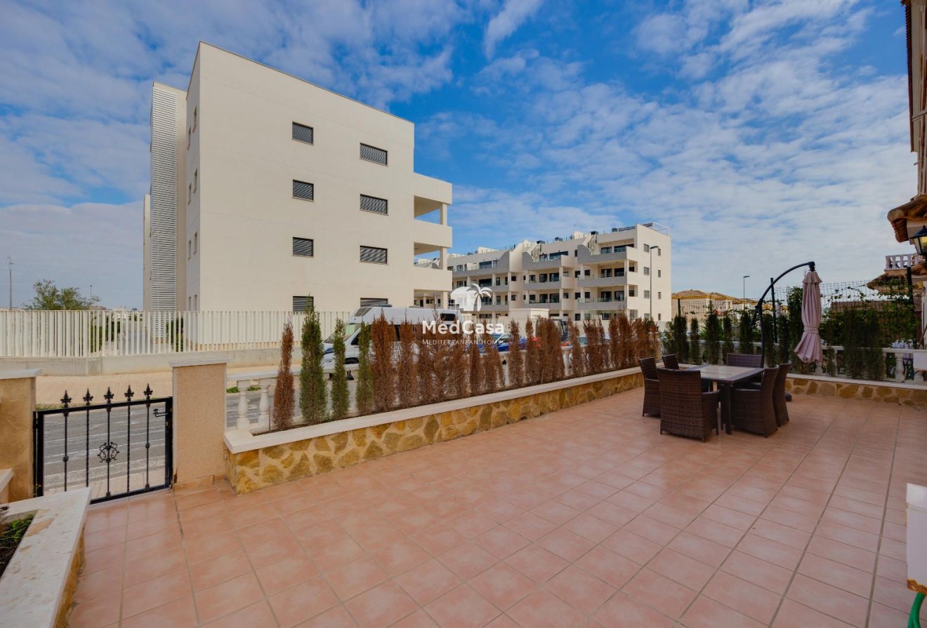 Resale - Ground floor apartment -
Orihuela Costa - Los dolses