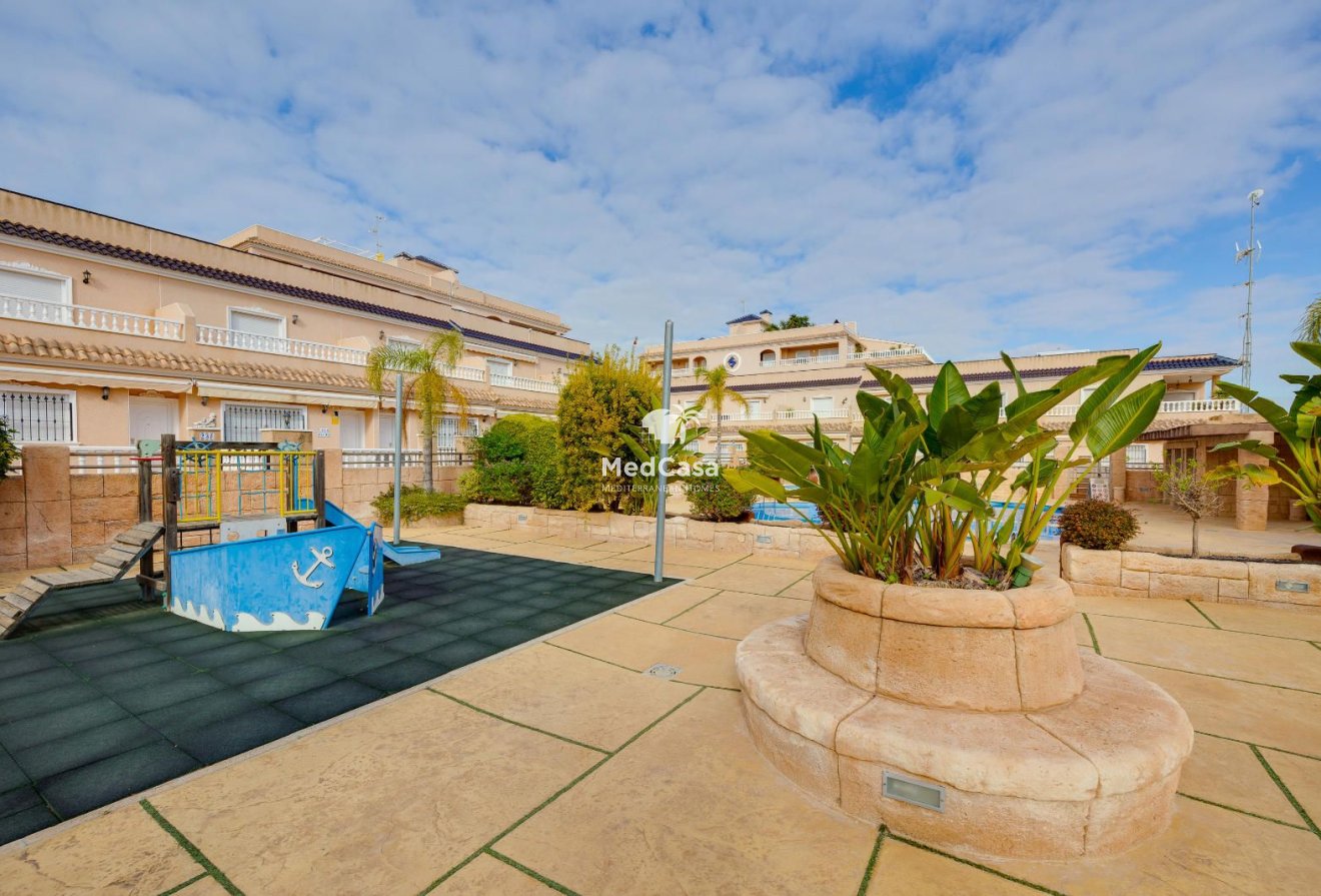 Resale - Ground floor apartment -
Orihuela Costa - Los dolses