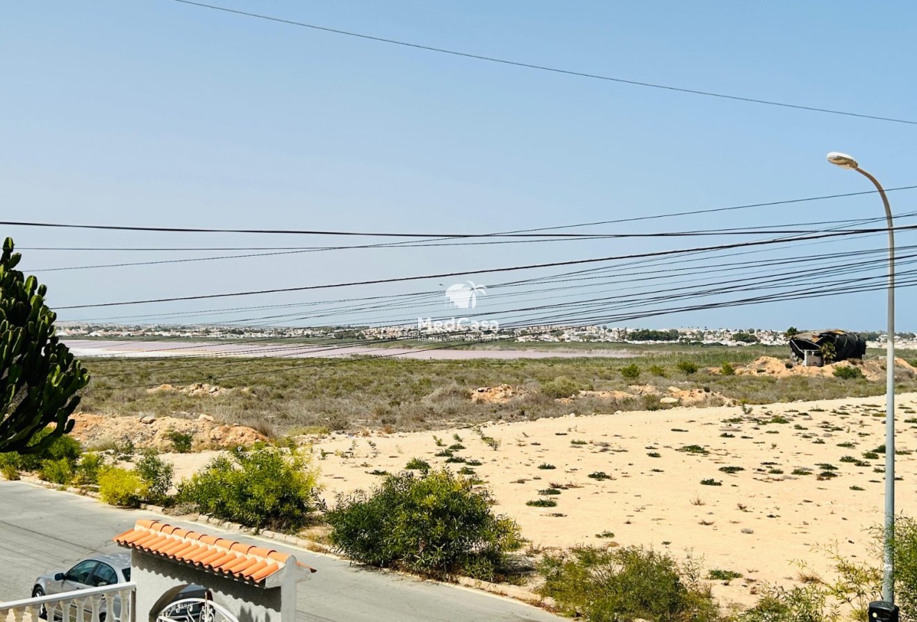 Segunda mano - Adosado -
Torrevieja - La Siesta - El Salado -  Torreta